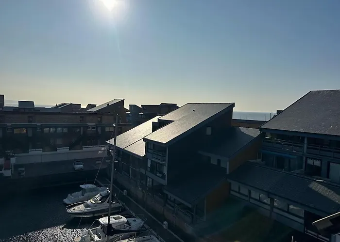 Dans La Marina, Довиль