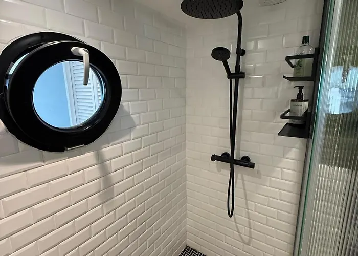 Dans La Marina, Апартаменты