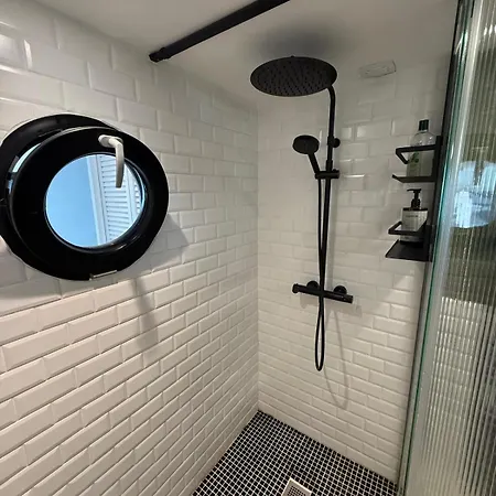 Dans La Marina, Апартаменты