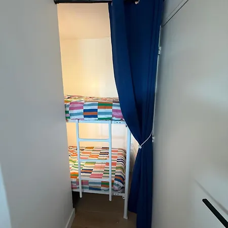Dans La Marina, Appartement Deauville